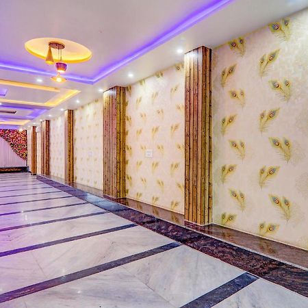 Hotel Fabexpress Ss Grand Banthra Sikandarpur Esterno foto